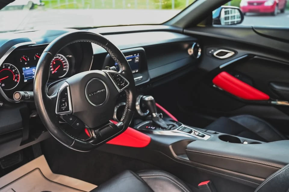 2021 Chevrolet Camaro 6th Gen - Image 10 of 19