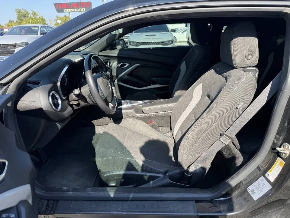 2021 Chevrolet Camaro 6th Gen - Image 17 of 20