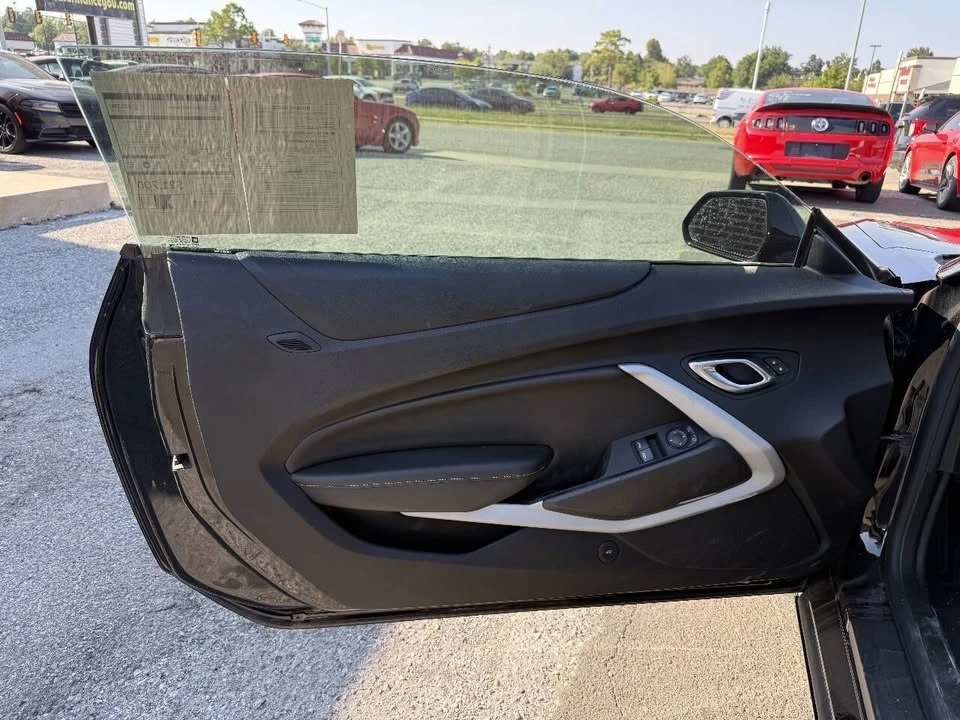 2021 Chevrolet Camaro 6th Gen - Image 15 of 20