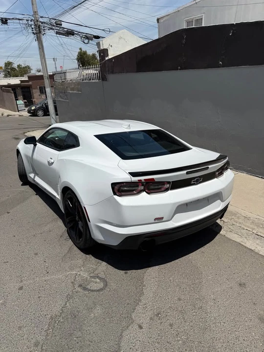 2021 Chevrolet Camaro 6th Gen - Image 4 of 12