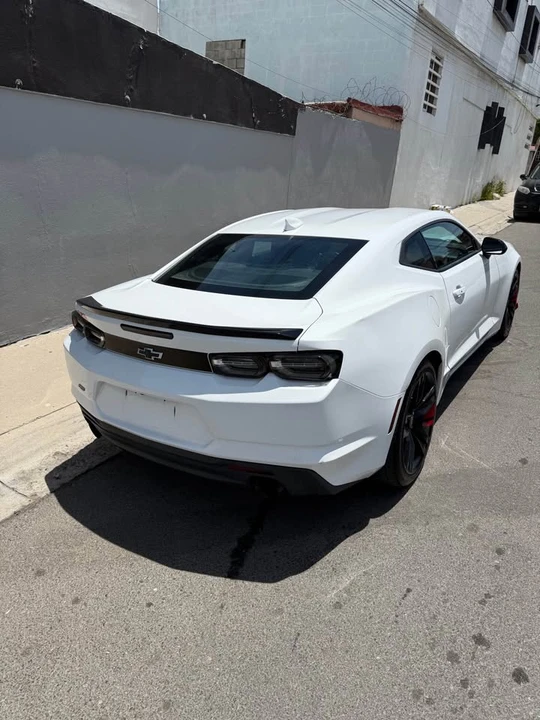 2021 Chevrolet Camaro 6th Gen - Image 6 of 12