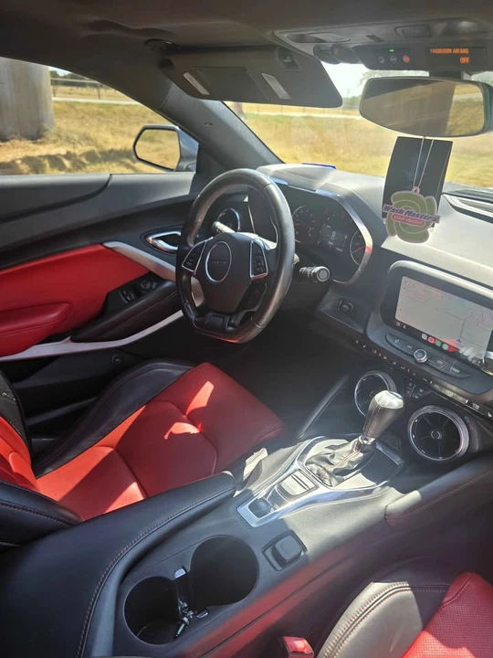 2021 Chevrolet Camaro 6th Gen - Image 10 of 13