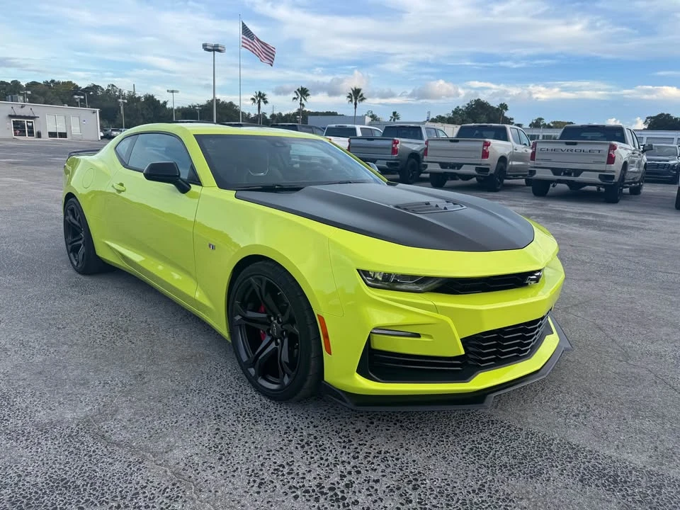2021 Chevrolet Camaro SS 6th Gen - Image 2 of 12