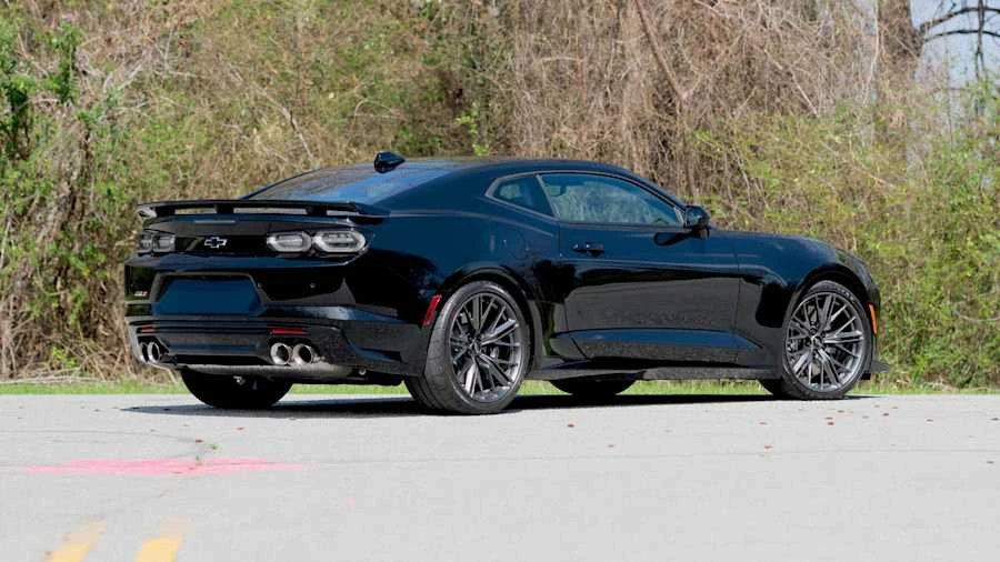 2021 Chevrolet Camaro ZL1 6th Gen - Image 3 of 26