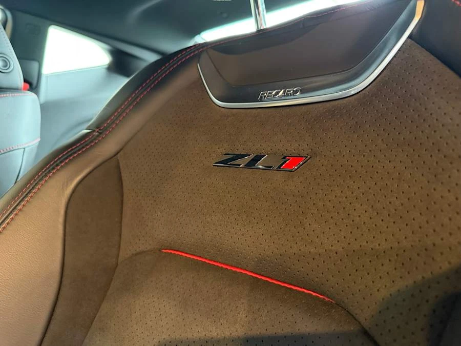2021 Chevrolet Camaro ZL1 6th Gen - Image 10 of 26