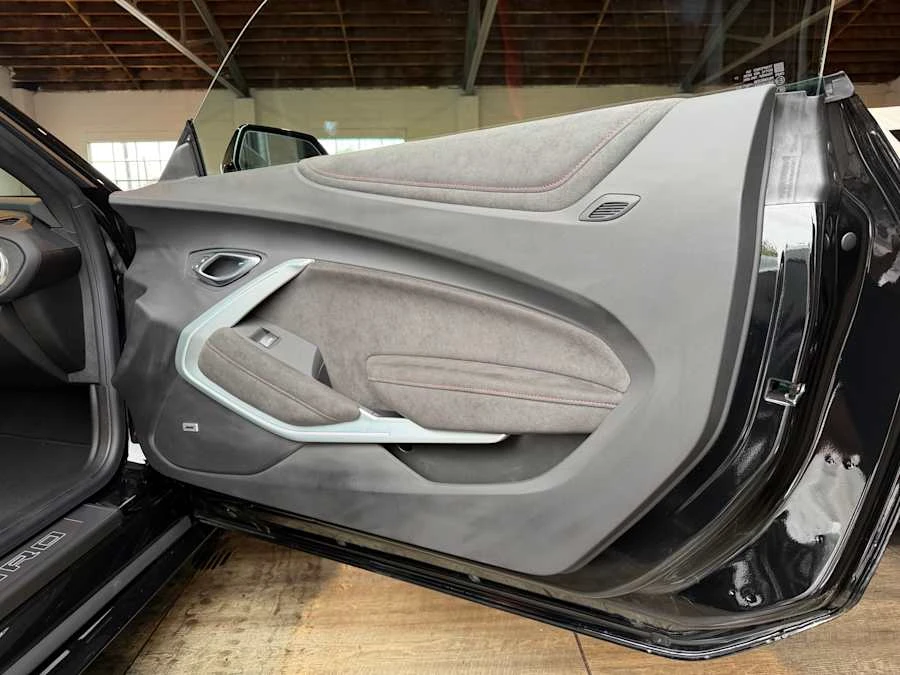 2021 Chevrolet Camaro ZL1 6th Gen - Image 13 of 26