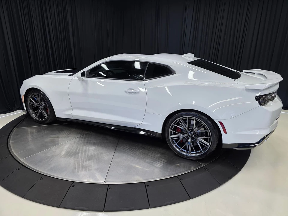 2021 Chevrolet - Image 13 of 31