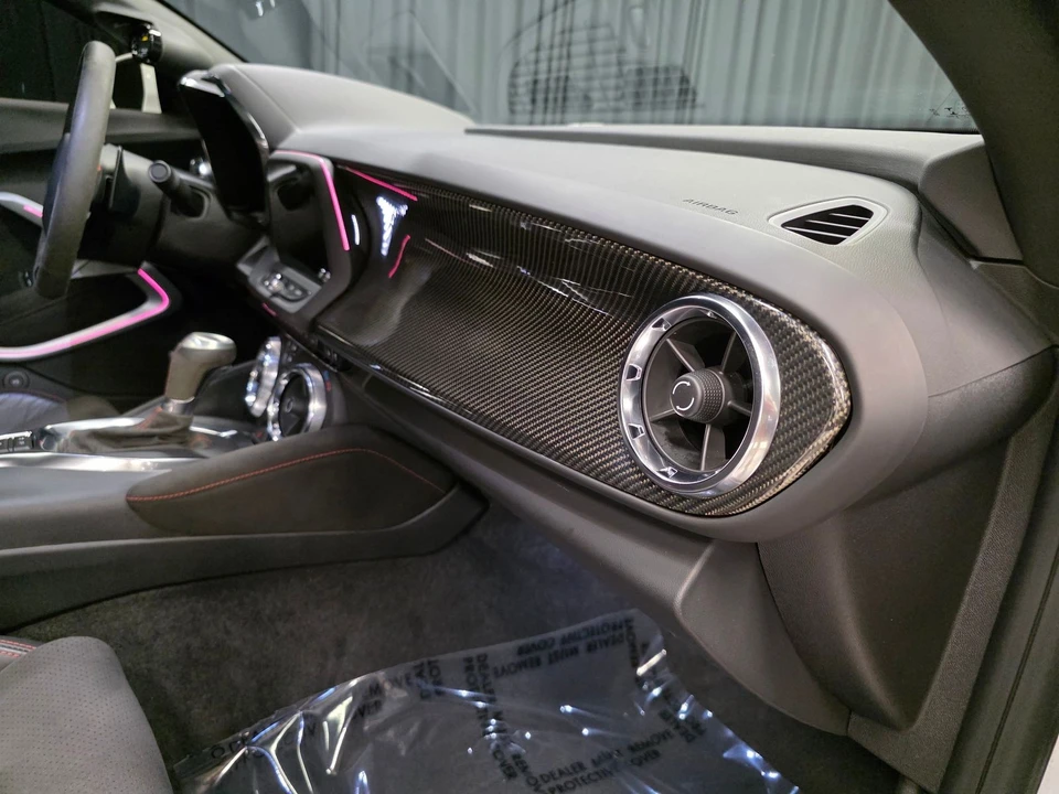 2021 Chevrolet - Image 4 of 31