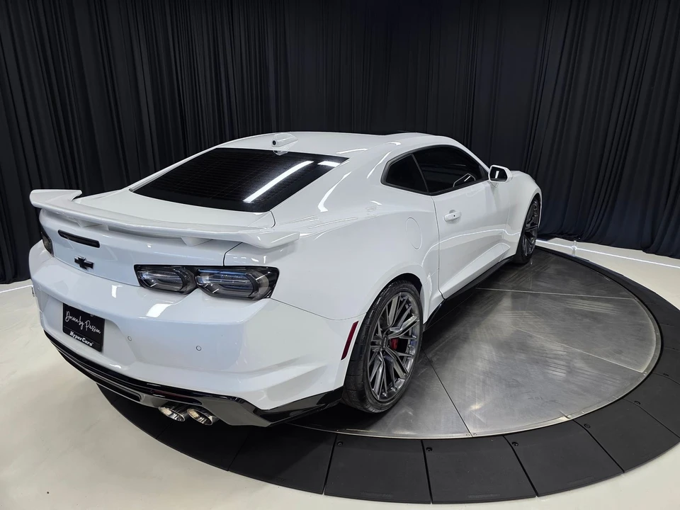 2021 Chevrolet - Image 16 of 31