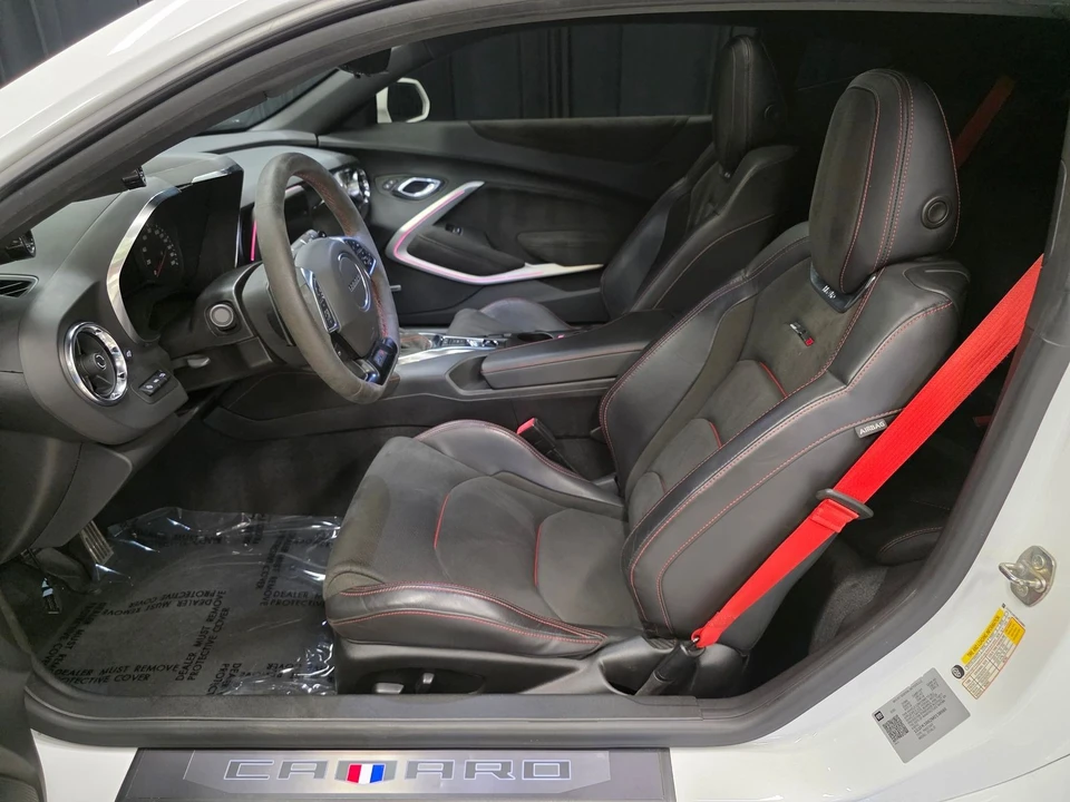 2021 Chevrolet - Image 6 of 31