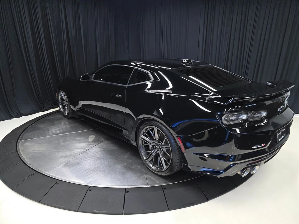 2021 Chevrolet Camaro ZL1 6th Gen - Image 13 of 31