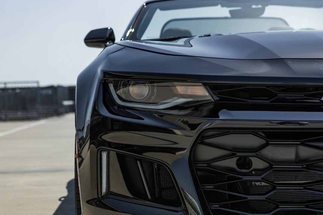 2021 Chevrolet Camaro ZL1 6th Gen - Image 11 of 31