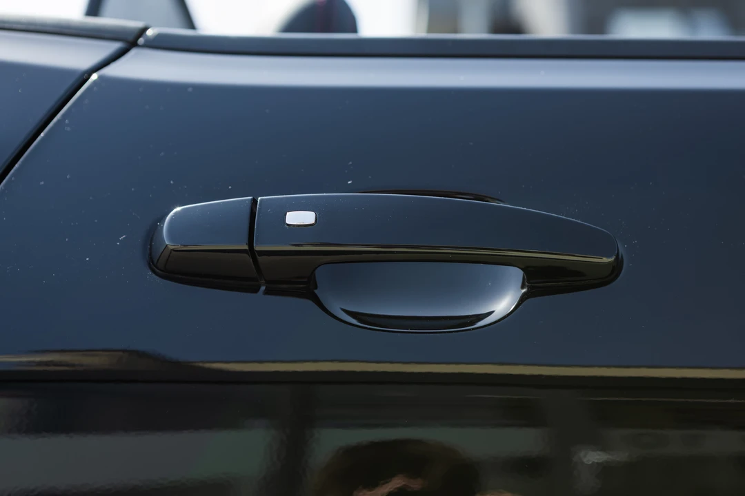 2021 Chevrolet Camaro ZL1 6th Gen - Image 26 of 31