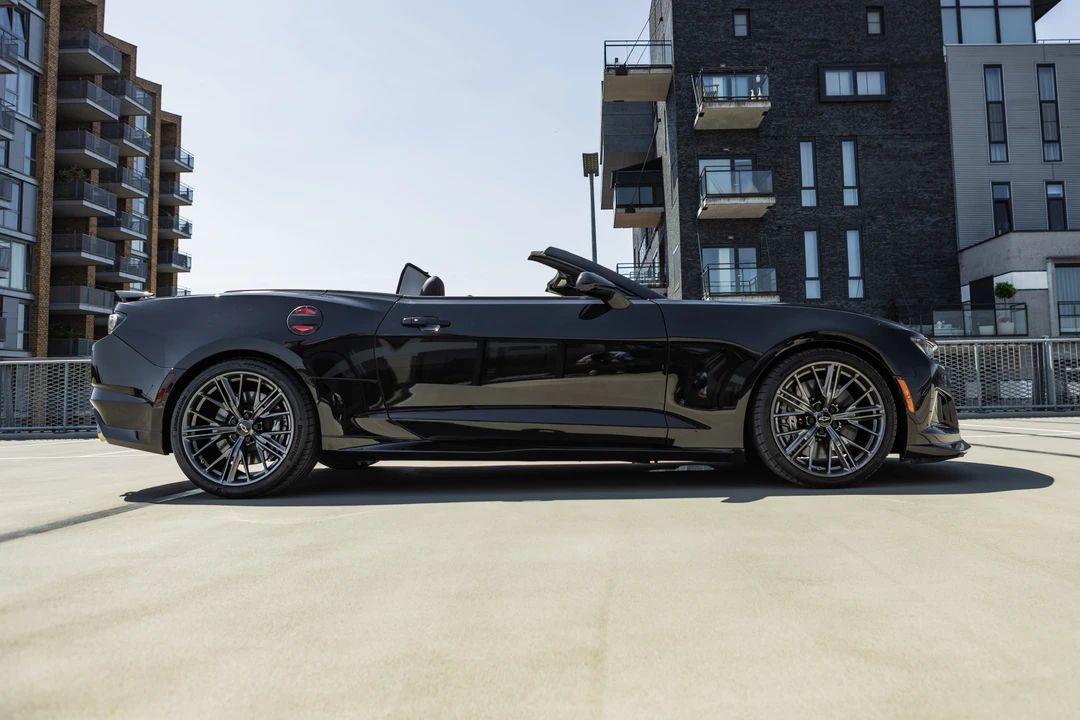 2021 Chevrolet Camaro ZL1 6th Gen - Image 4 of 31