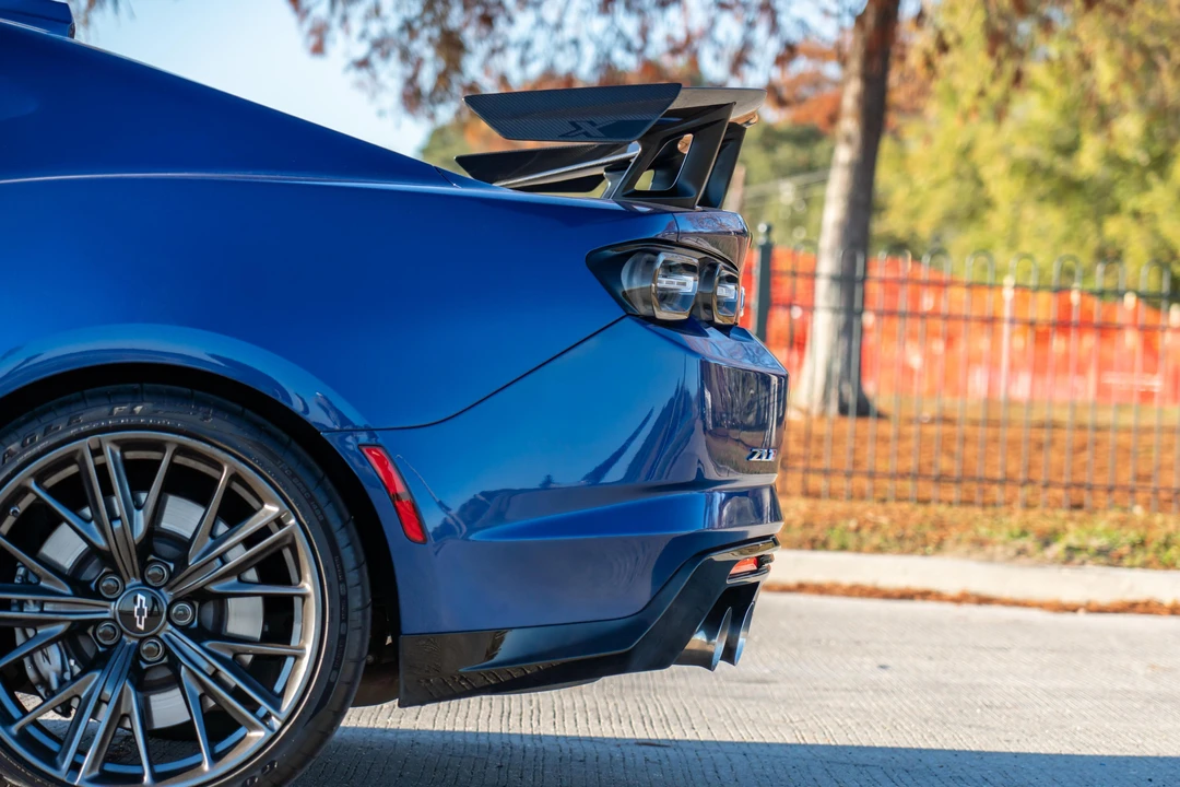 2021 Chevrolet Camaro ZL1 6th Gen - Image 27 of 31