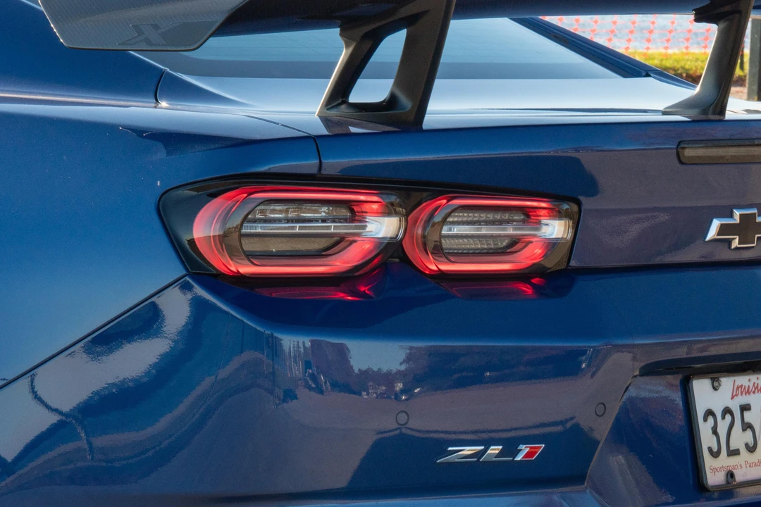 2021 Chevrolet Camaro ZL1 6th Gen - Image 29 of 31