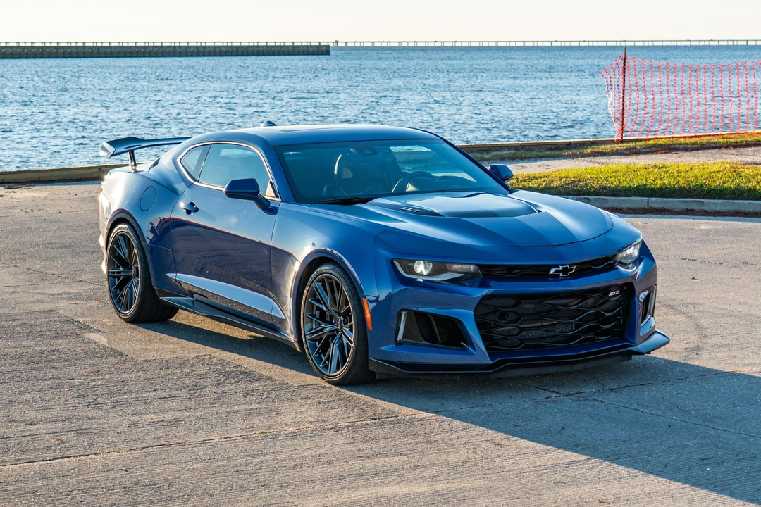 2021 Chevrolet Camaro ZL1 6th Gen - Image 16 of 31