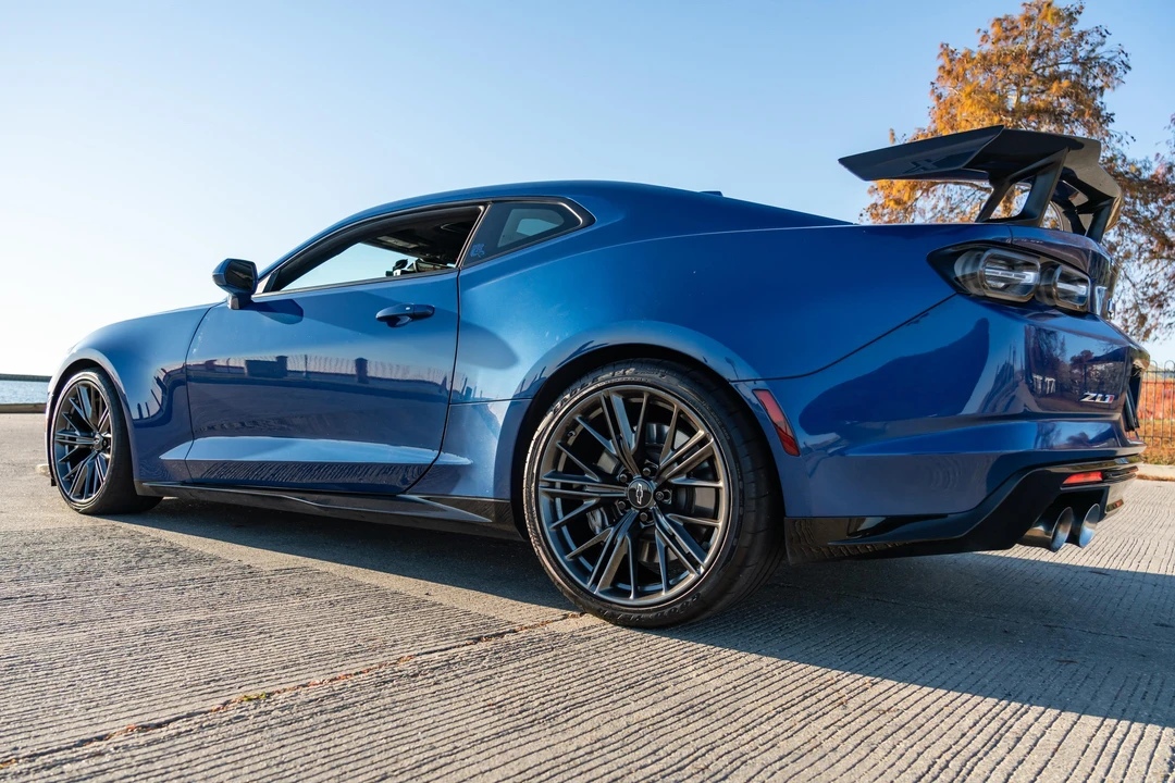2021 Chevrolet Camaro ZL1 6th Gen - Image 13 of 31