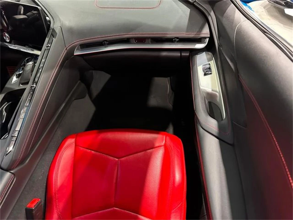 2021 Chevrolet Corvette C8 - Image 12 of 30