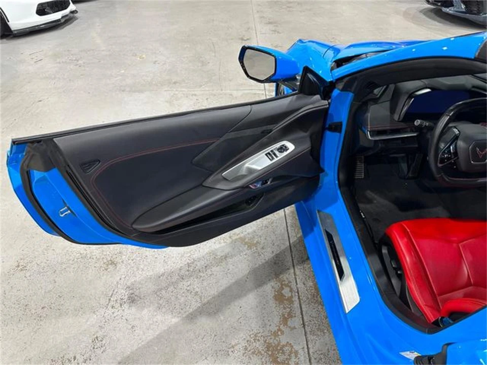 2021 Chevrolet Corvette C8 - Image 17 of 30