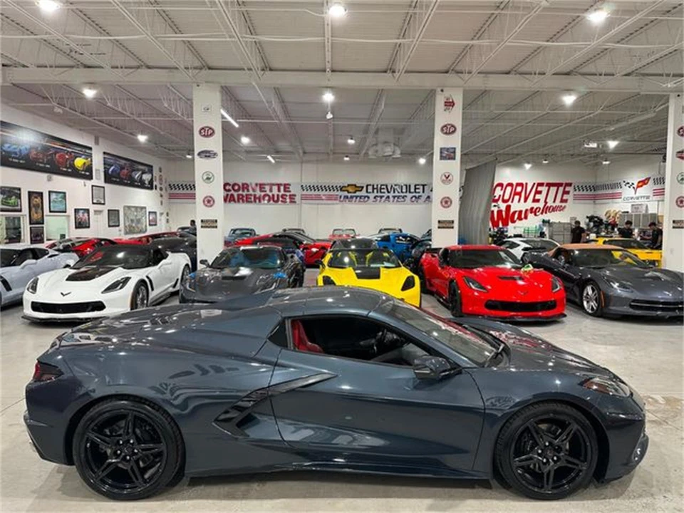 2021 Chevrolet Corvette C8 - Image 16 of 30