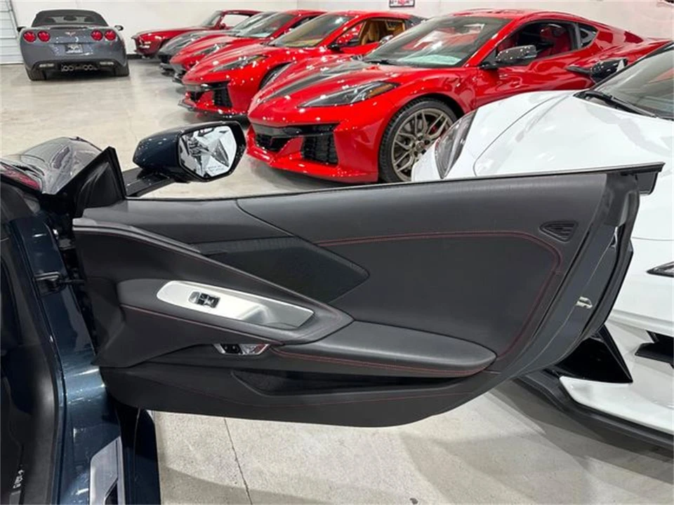 2021 Chevrolet Corvette C8 - Image 27 of 30