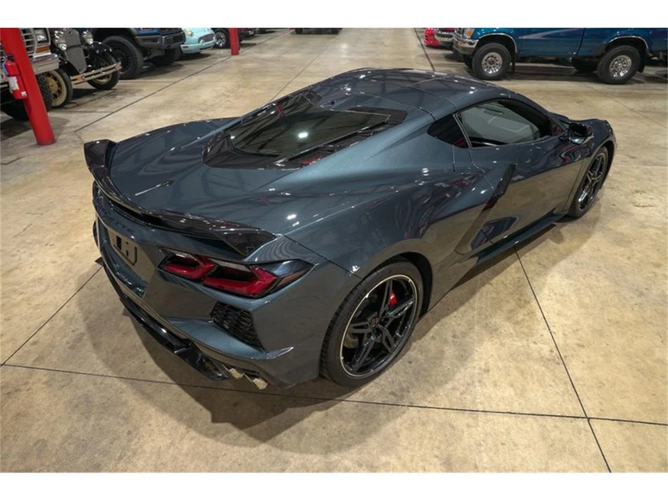 2021 Chevrolet Corvette C8 - Image 17 of 31