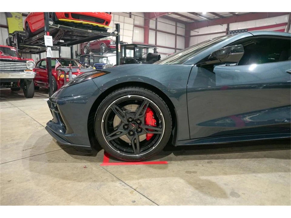 2021 Chevrolet Corvette C8 - Image 3 of 31