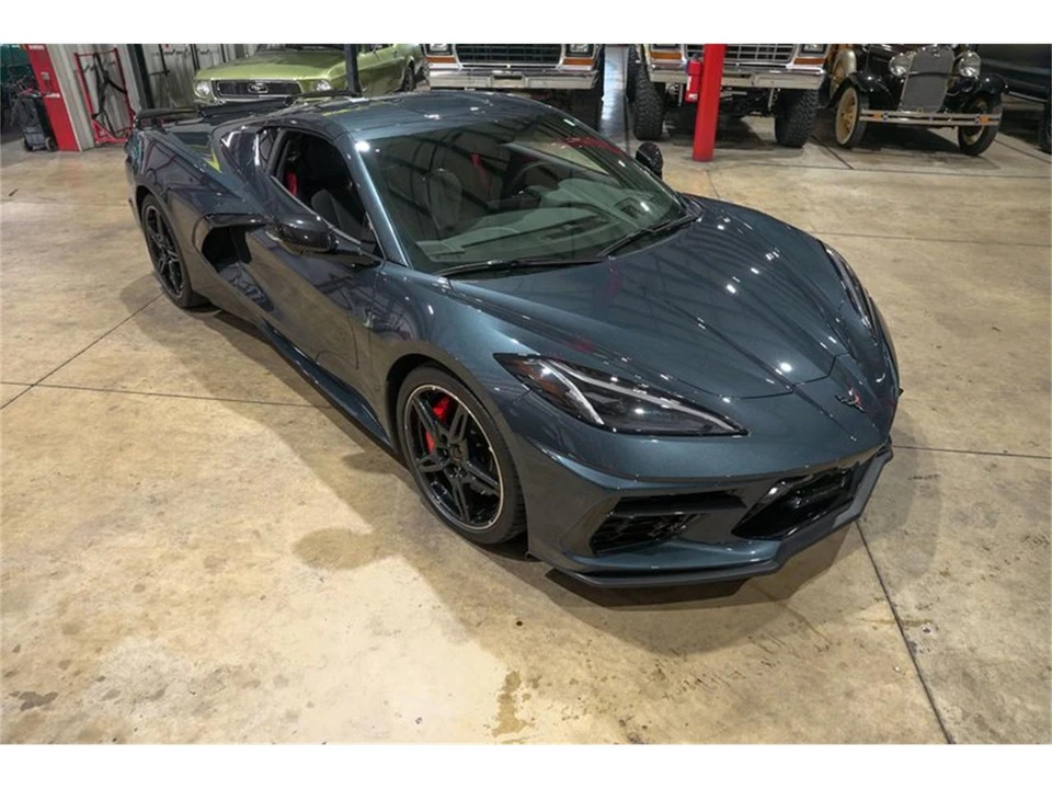 2021 Chevrolet Corvette C8 - Image 14 of 31