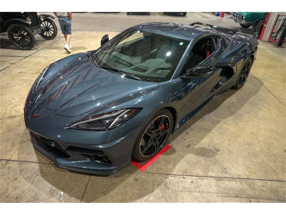 2021 Chevrolet Corvette C8 - Image 15 of 31