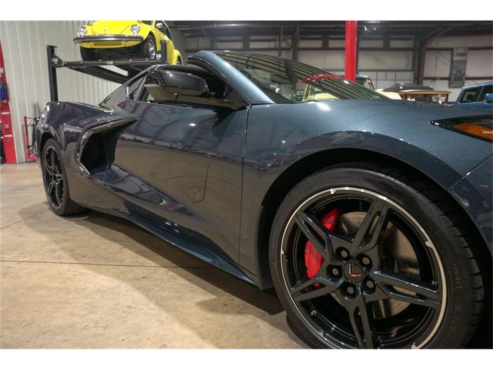 2021 Chevrolet Corvette C8 - Image 25 of 31