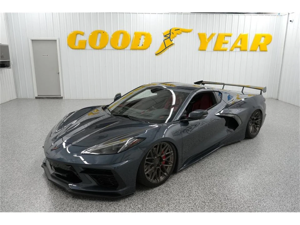 2021 Chevrolet Corvette C8 - Image 2 of 31