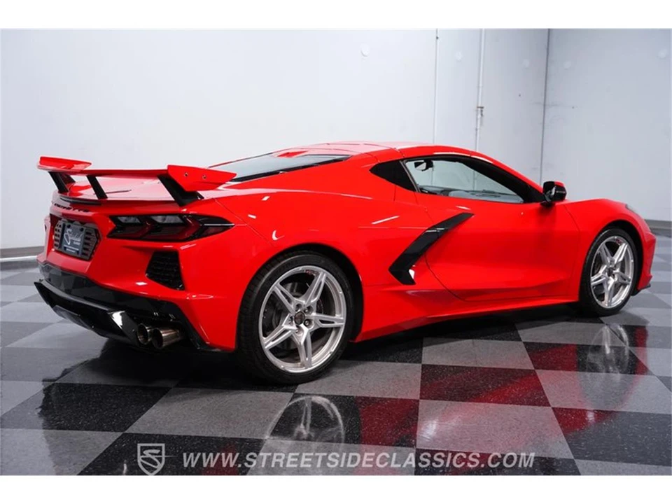 2021 Chevrolet Corvette C8 - Image 11 of 31