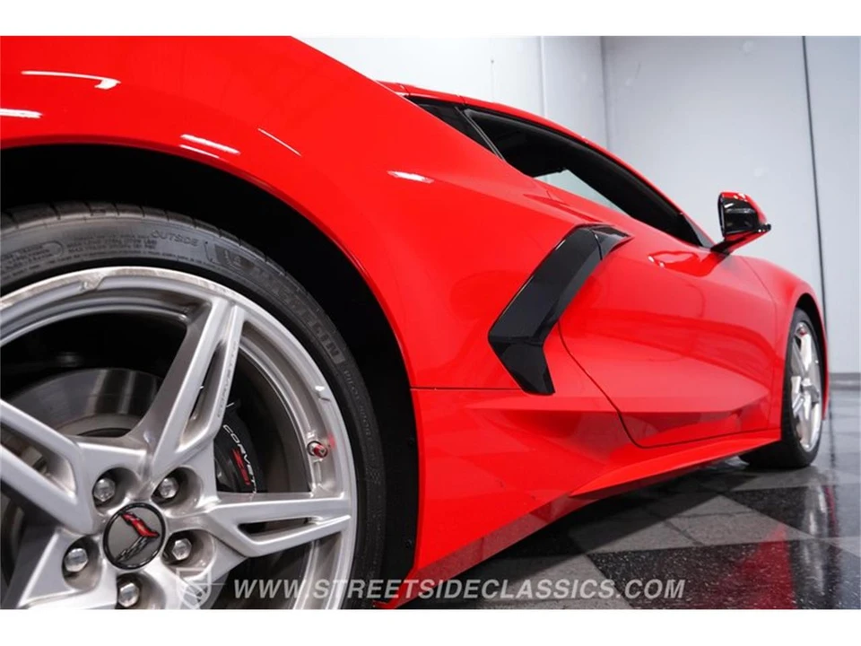2021 Chevrolet Corvette C8 - Image 23 of 31