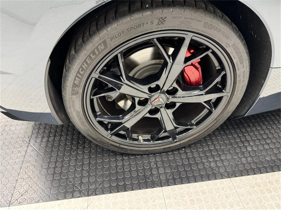 2021 Chevrolet Corvette C8 - Image 26 of 31