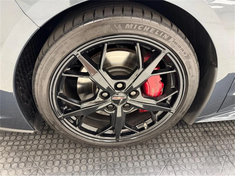 2021 Chevrolet Corvette C8 - Image 14 of 31