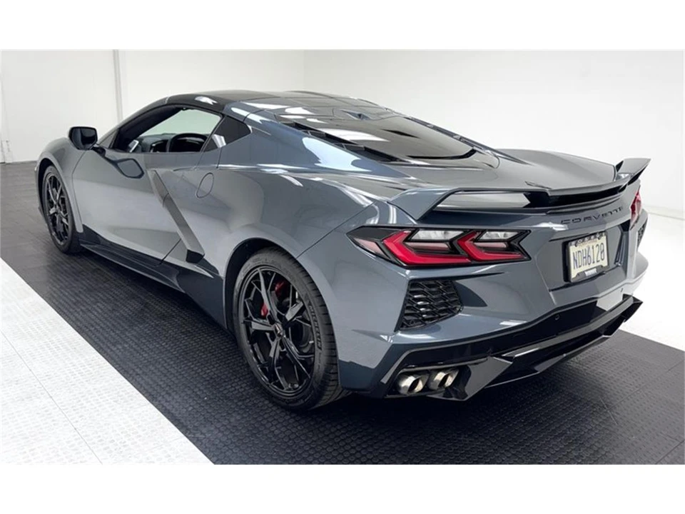 2021 Chevrolet Corvette C8 - Image 5 of 31