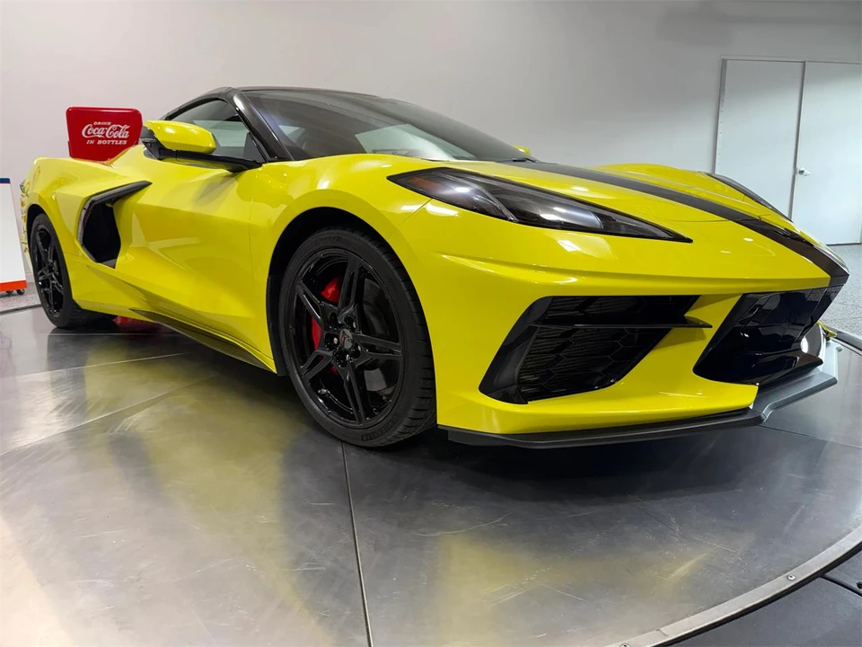 2021 Chevrolet Corvette C8 - Image 2 of 31