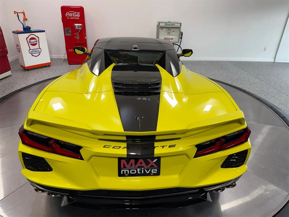 2021 Chevrolet Corvette C8 - Image 14 of 31