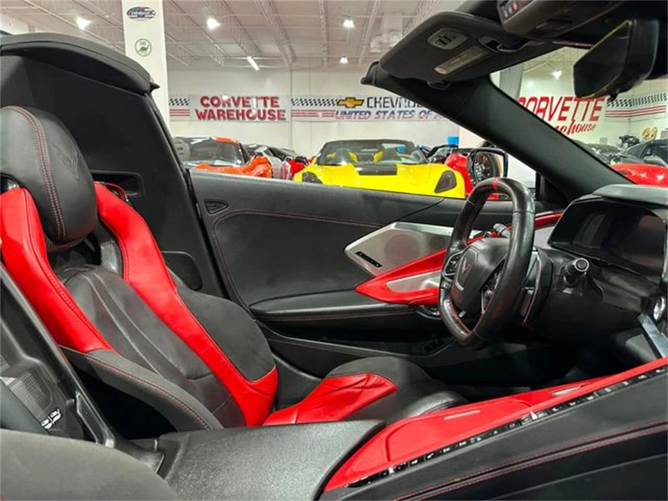 2021 Chevrolet Corvette C8 - Image 15 of 30
