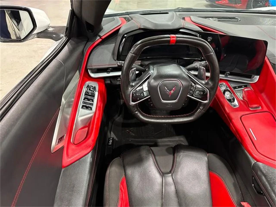 2021 Chevrolet Corvette C8 - Image 8 of 30