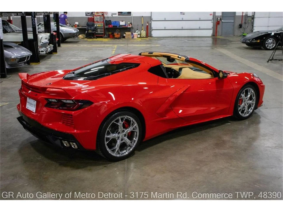 2021 Chevrolet Corvette C8 - Image 8 of 31