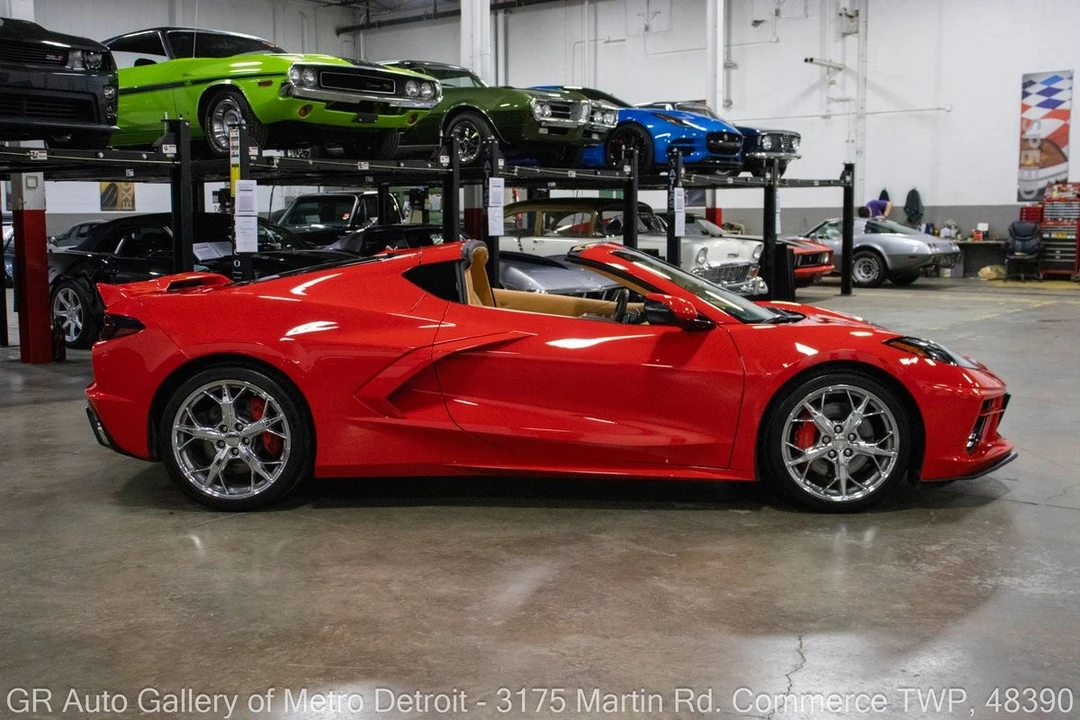 2021 Chevrolet Corvette C8 - Image 2 of 31