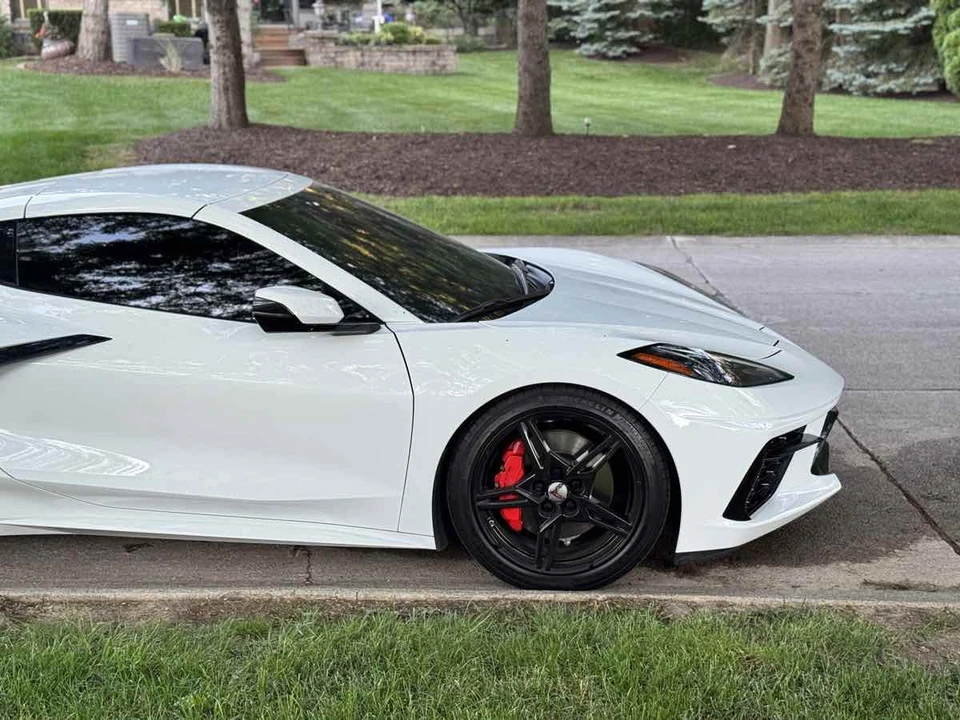 2021 Chevrolet Corvette C8 - Image 3 of 16