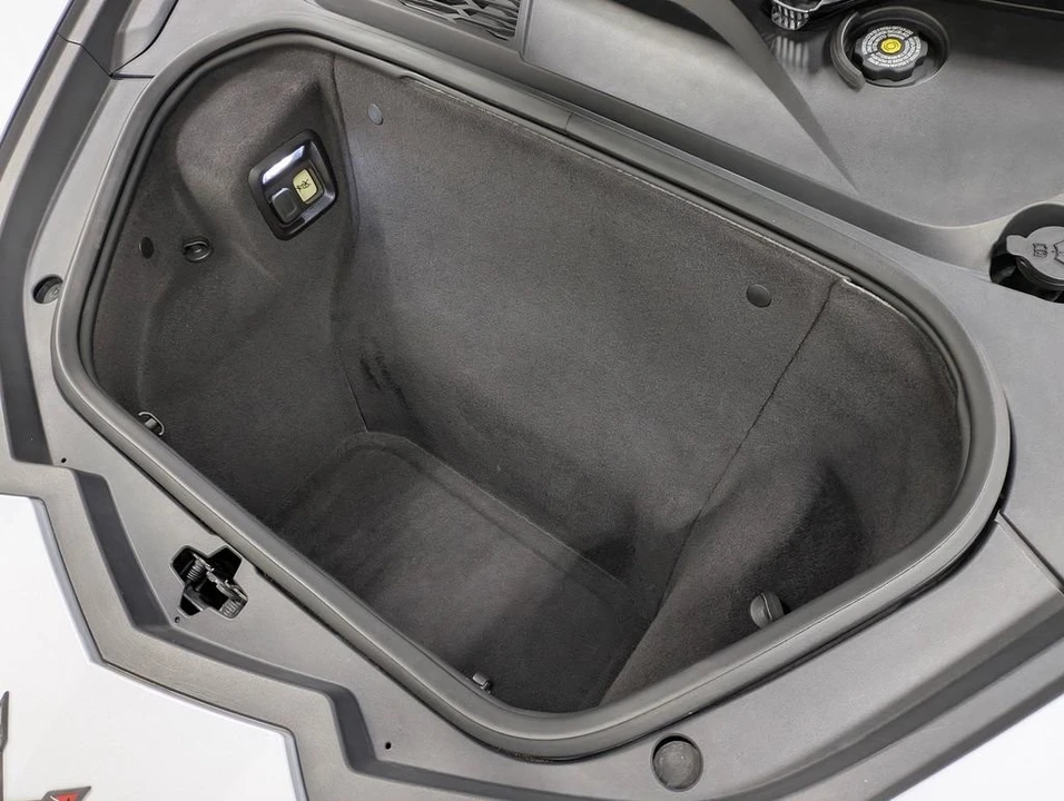 2021 Chevrolet Corvette C8 - Image 15 of 25