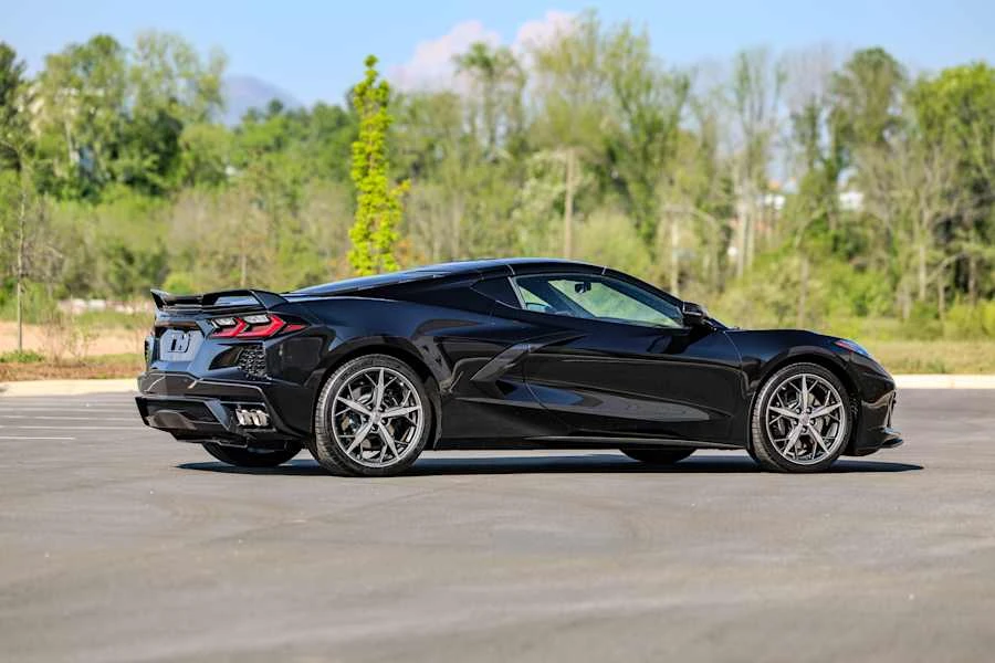 2021 Chevrolet Corvette C8 - Image 2 of 31
