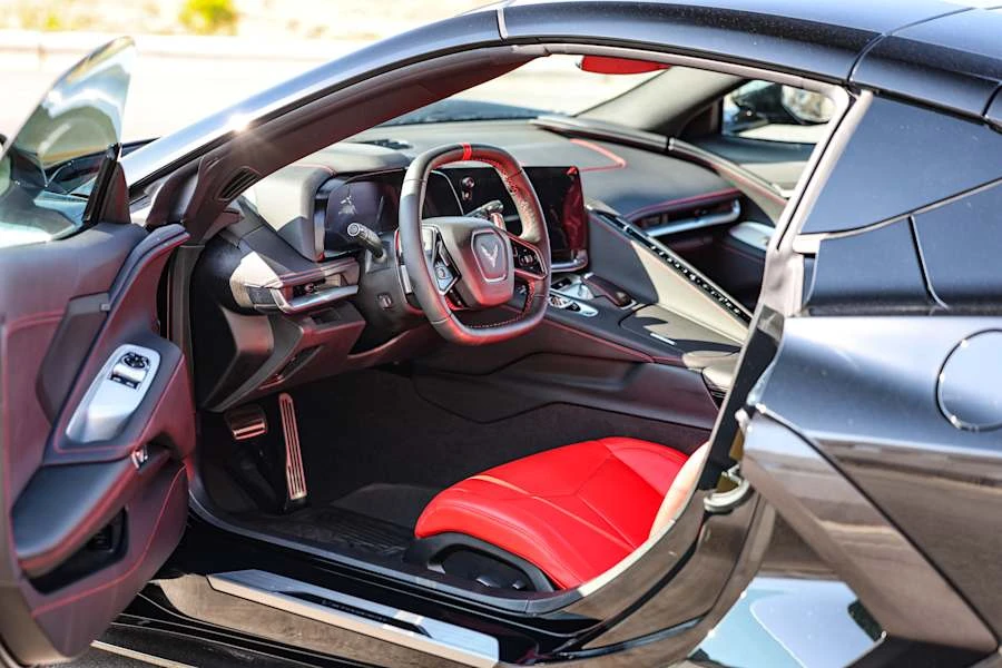 2021 Chevrolet Corvette C8 - Image 17 of 31