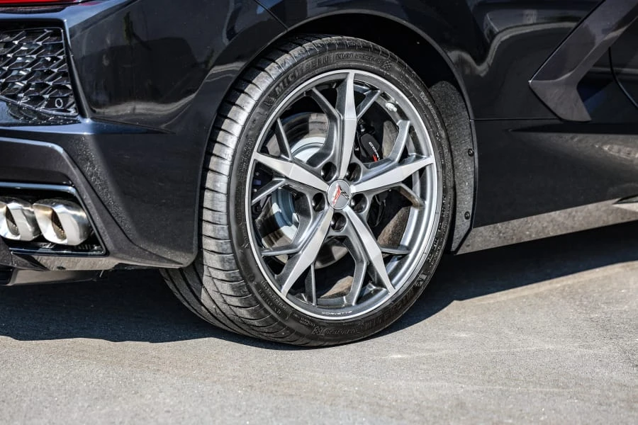 2021 Chevrolet Corvette C8 - Image 15 of 31