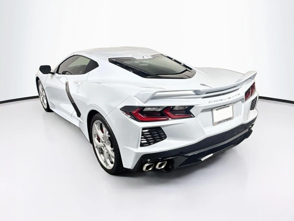 2021 Chevrolet Corvette C8 - Image 3 of 31