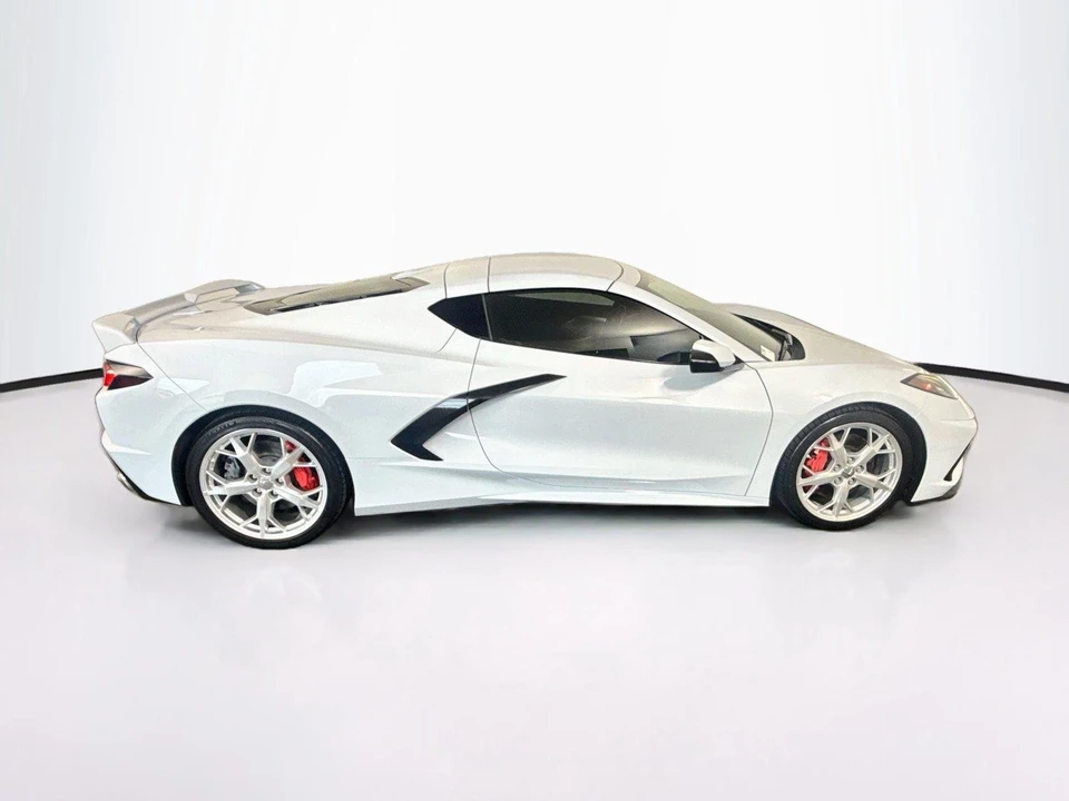 2021 Chevrolet Corvette C8 - Image 6 of 31